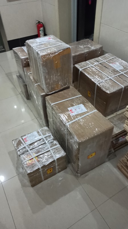 新疆某部监测设备测试完毕发货！